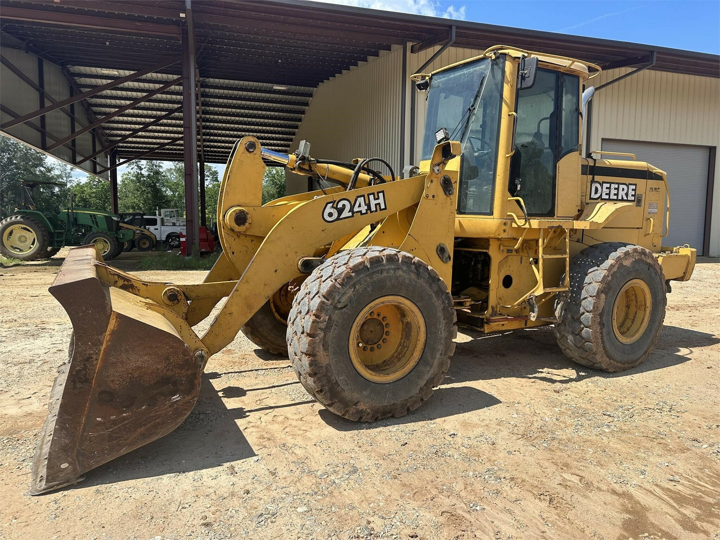 John Deere 624H Loader, TC62H Tool Carrier and 624H LL Log Loader Pdf Parts Catalog Manual PC2628