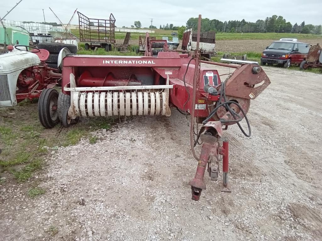 Case IH 27 International Harvester Rectangular Baler Pdf Parts Catalog Manual Download