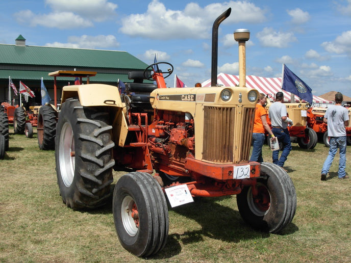 Case IH 930-series Comfort King Western Special Tractor Parts Catalog Manual