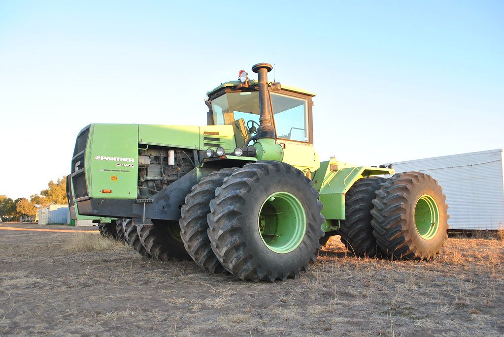 Case IH Cp-1400 Steiger Panther Powershift Tractor Parts Manual