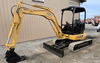 JCB 802.7, 803, 804 Mini Excavator Repair Service Manual PDF