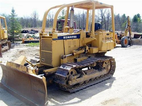 Komatsu D31A-17 D31E-17 D31P-17 D31PL-17 D31PLL-17 D31P-17A D31P-17B Dozer Bulldozer Pdf Service Repair Manual ( Sn 16001 & Up)